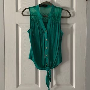 Sleeveless Green Button Up Top with Tie in the Front